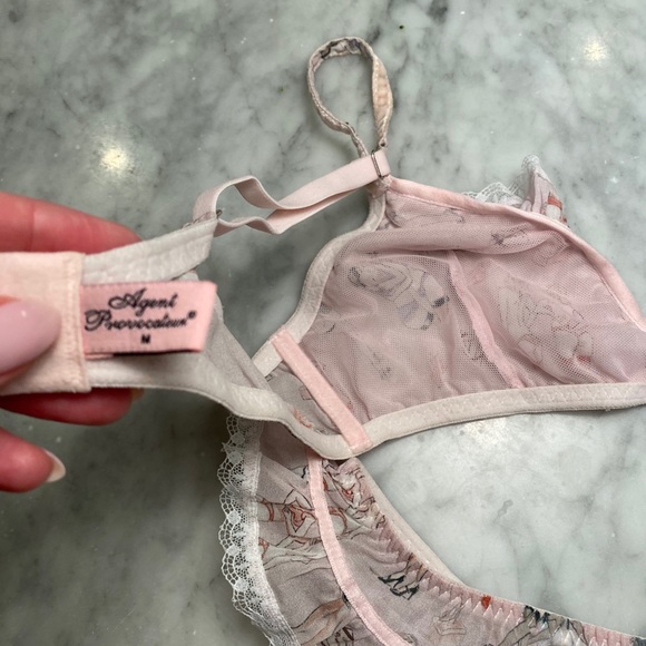 Agent Provocateur Cinta Soft Cup Bra & Tho… - Picture 7 of 9